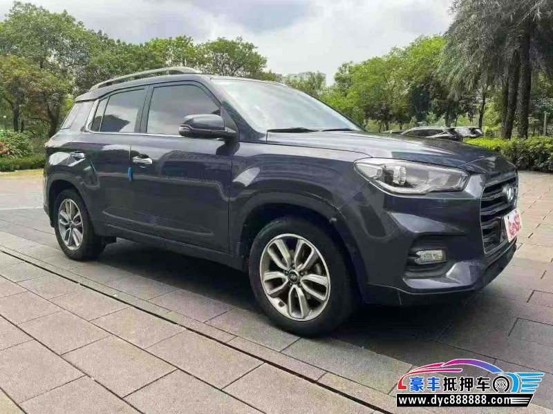 19年现代ix35轿车抵押车出售