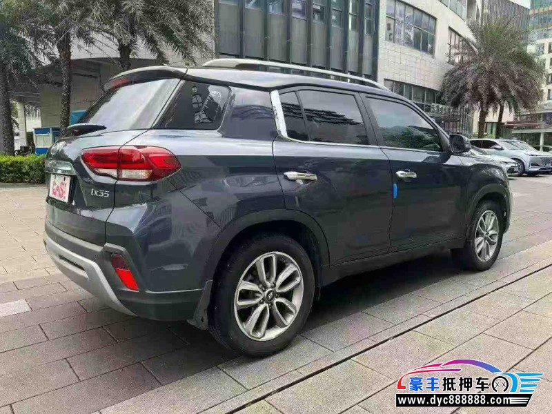 19年现代ix35轿车抵押车出售