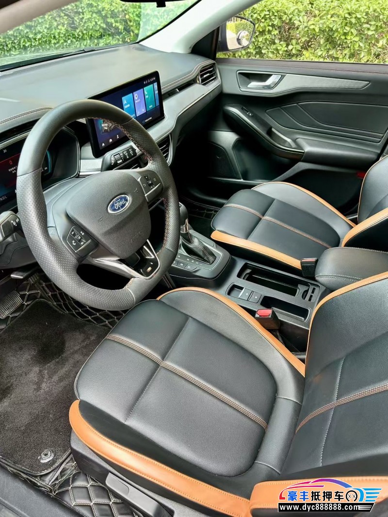 22年福特福克斯轿车抵押车出售