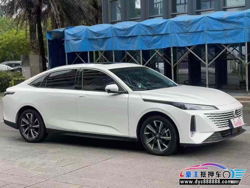 23年长安逸达轿车抵押车出售