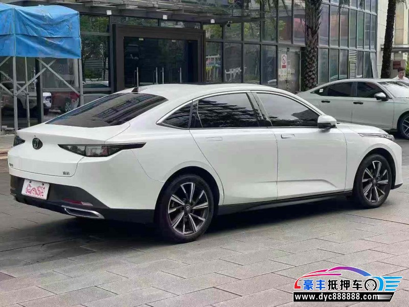 23年长安逸达轿车抵押车出售