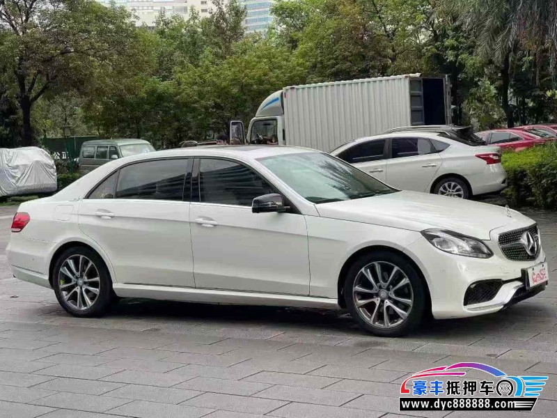 16年奔驰E轿车抵押车出售