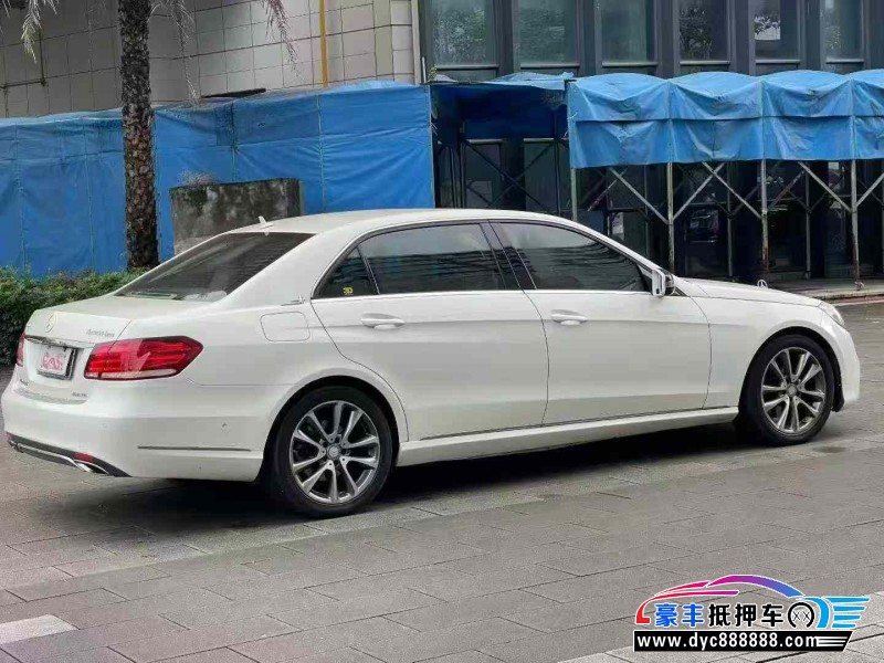 16年奔驰E轿车抵押车出售