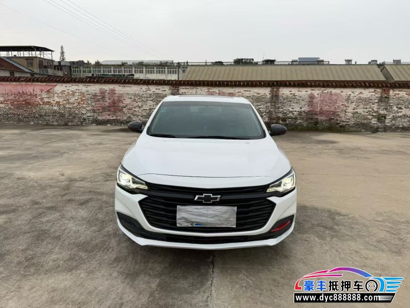 20年雪佛兰科鲁泽轿车抵押车出售