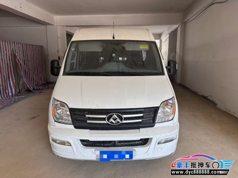 21年上汽大通V80轿车抵押车出售