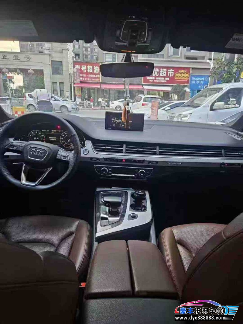 20年奥迪Q7轿车抵押车出售