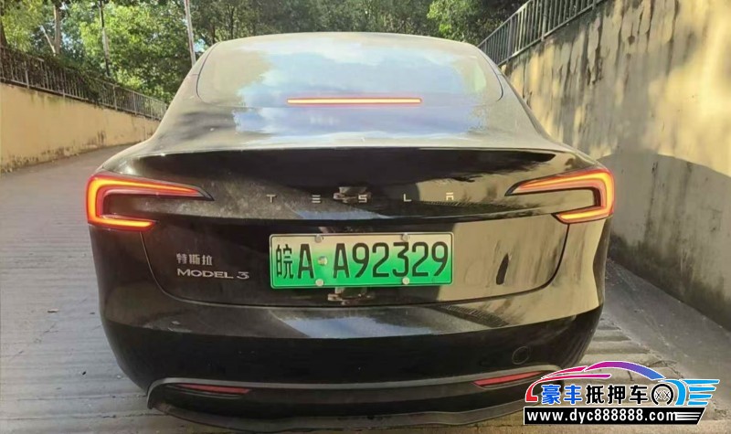 24年特斯拉MODEL 3跑车抵押车出售
