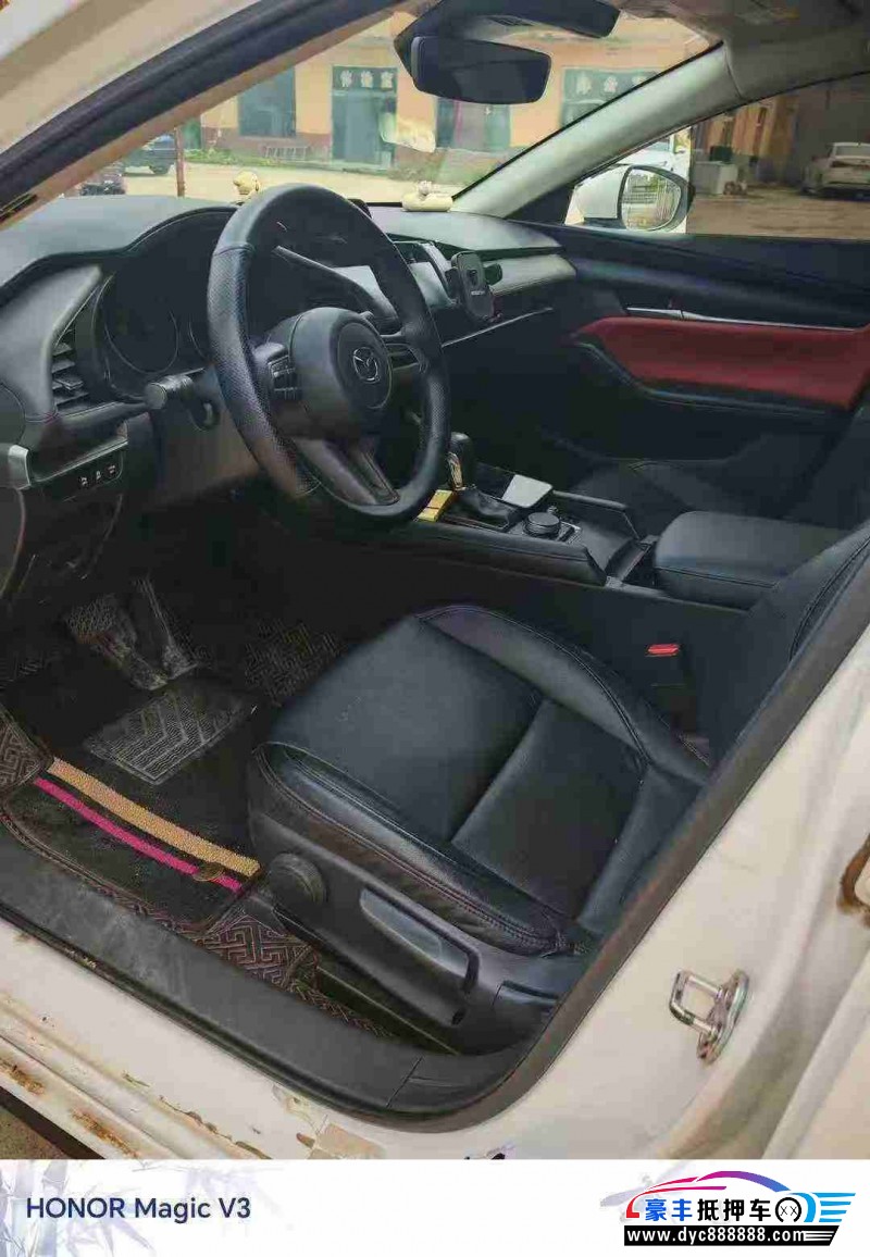 20年马自达3 Axela昂克赛拉轿车抵押车出售