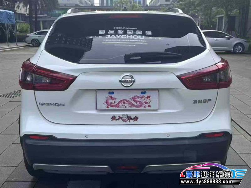 21年日产逍客轿车抵押车出售