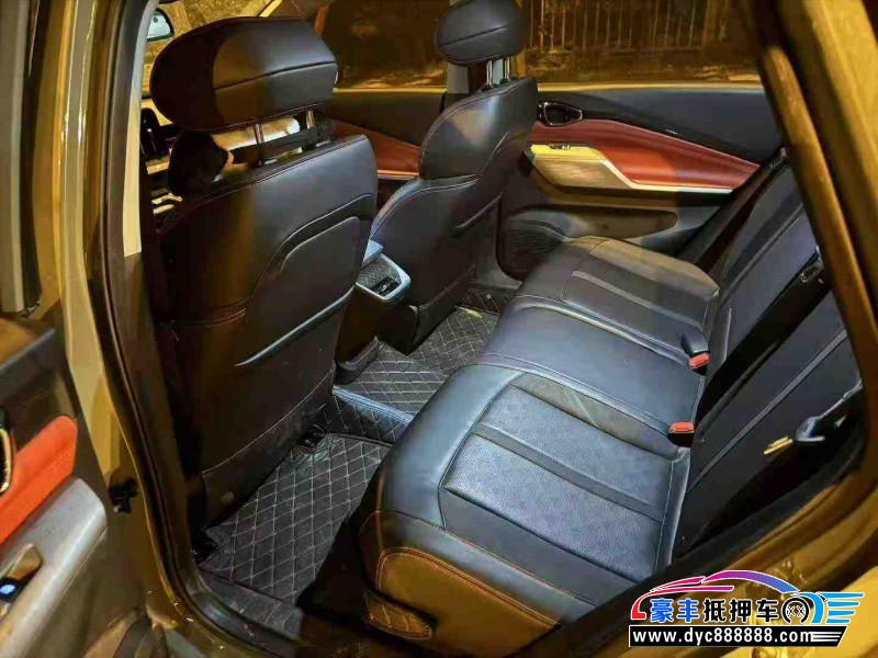 22年宝骏vallia轿车抵押车出售