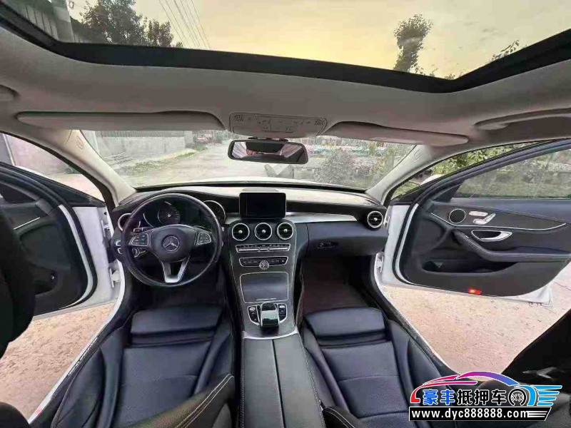 17年奔驰C轿车抵押车出售