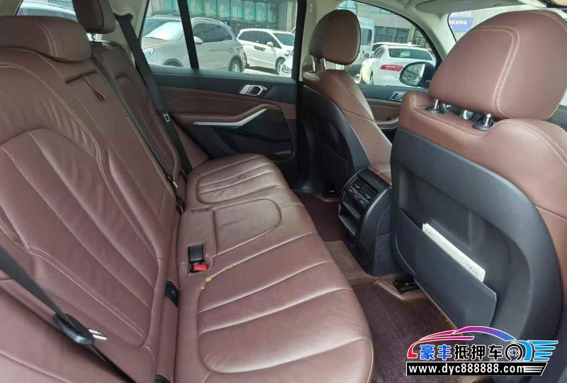 21年宝马X5SUV抵押车出售