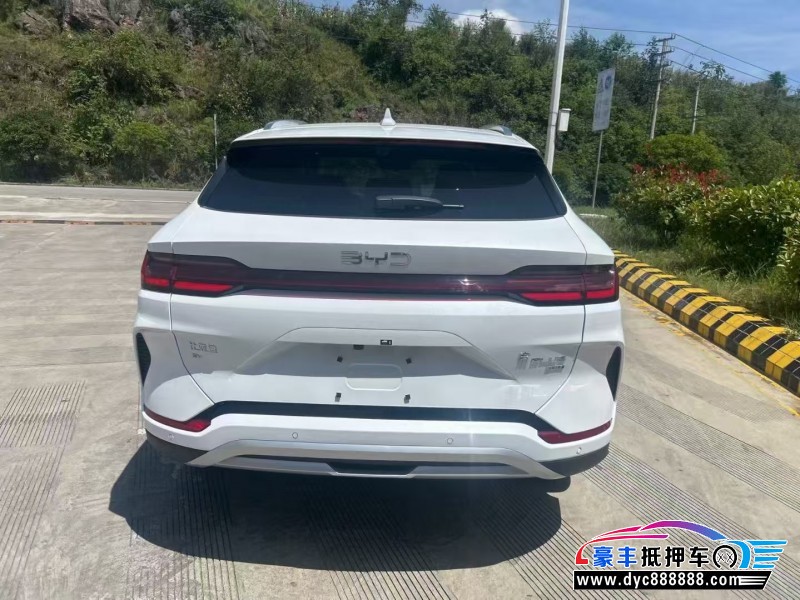 25年比亚迪宋轿车抵押车出售