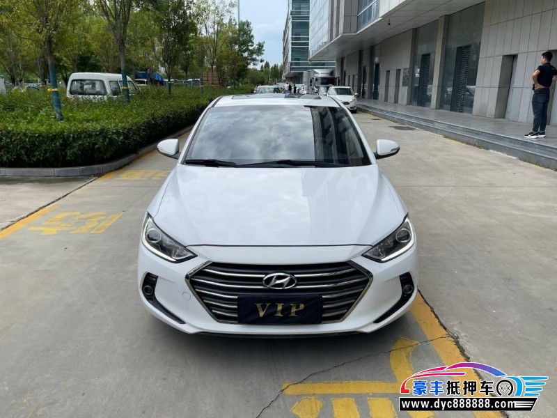 17年现代领动轿车抵押车出售