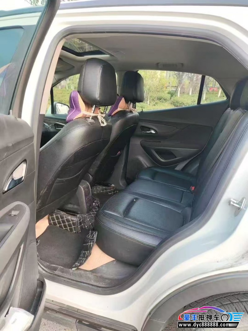 17年别克昂科拉轿车抵押车出售