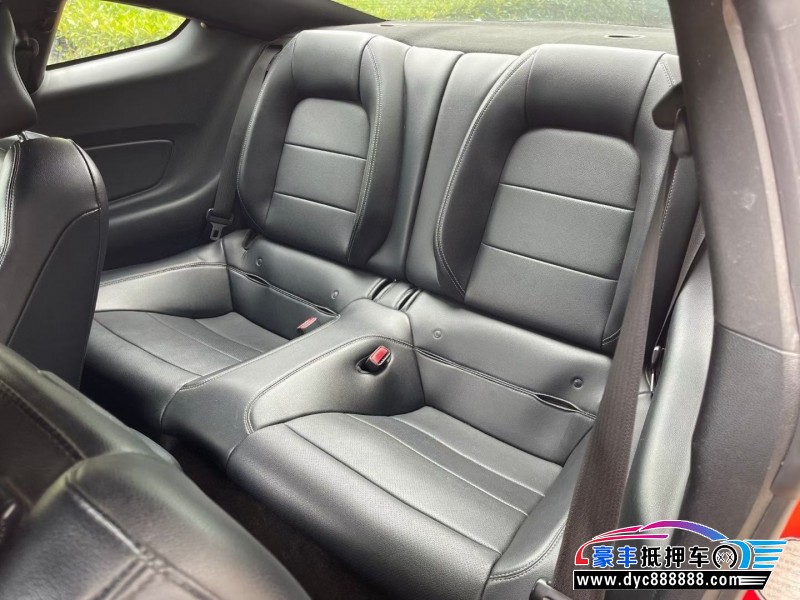 15年福特野马轿车抵押车出售