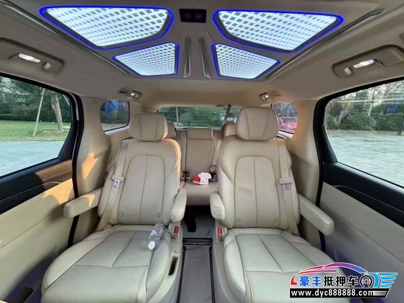 22年别克GL8轿车抵押车出售