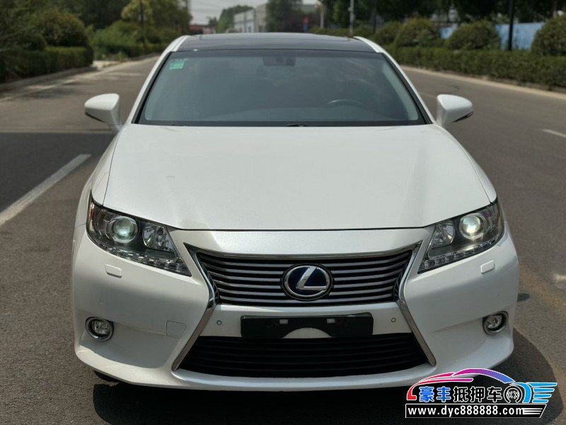 16年雷克萨斯ES轿车抵押车出售
