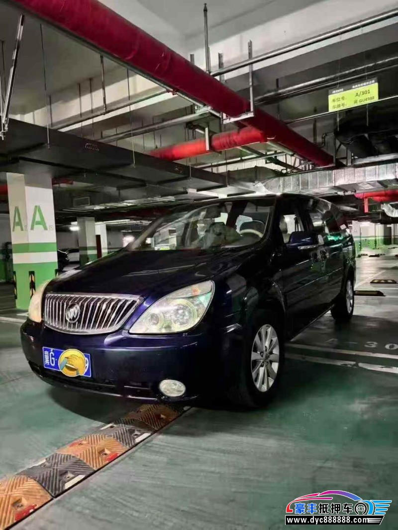 13年别克GL8轿车抵押车出售