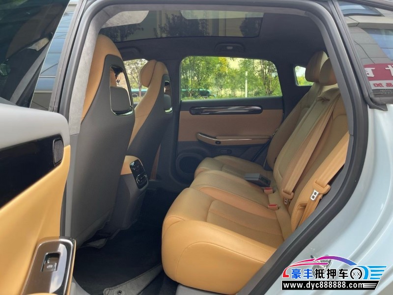 24年零跑c01轿车抵押车出售