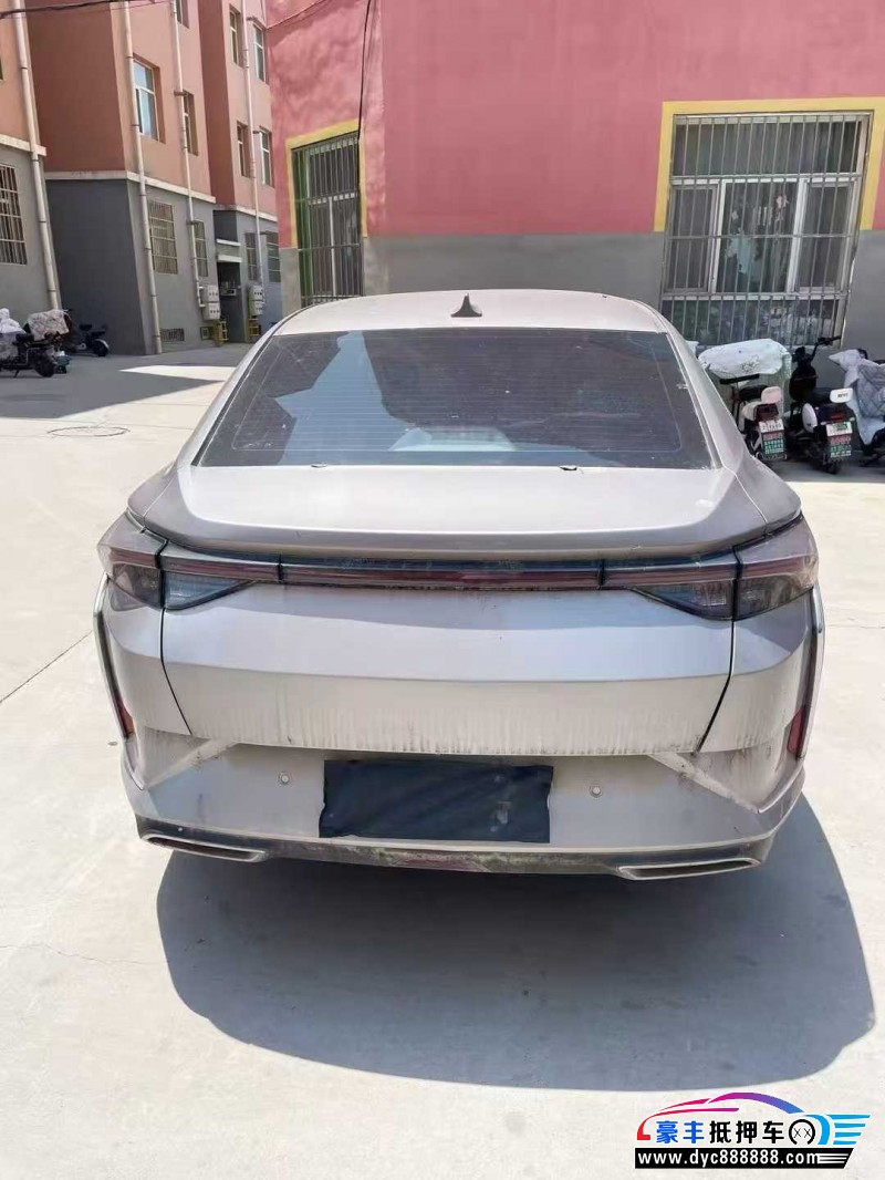 20年东风风神奕炫轿车抵押车出售