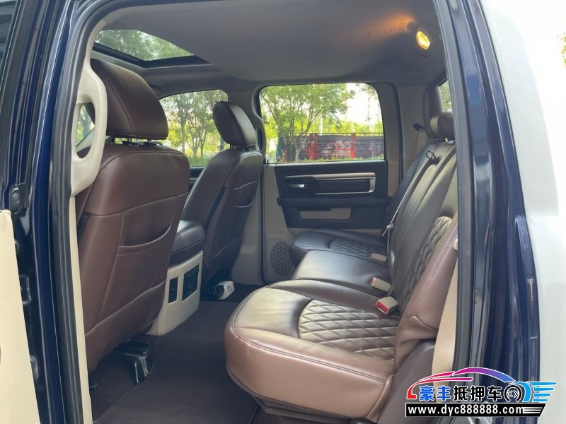 14年道奇公羊轿车抵押车出售