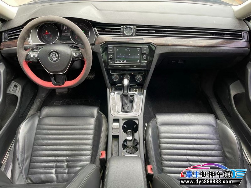 20年大众迈腾轿车抵押车出售