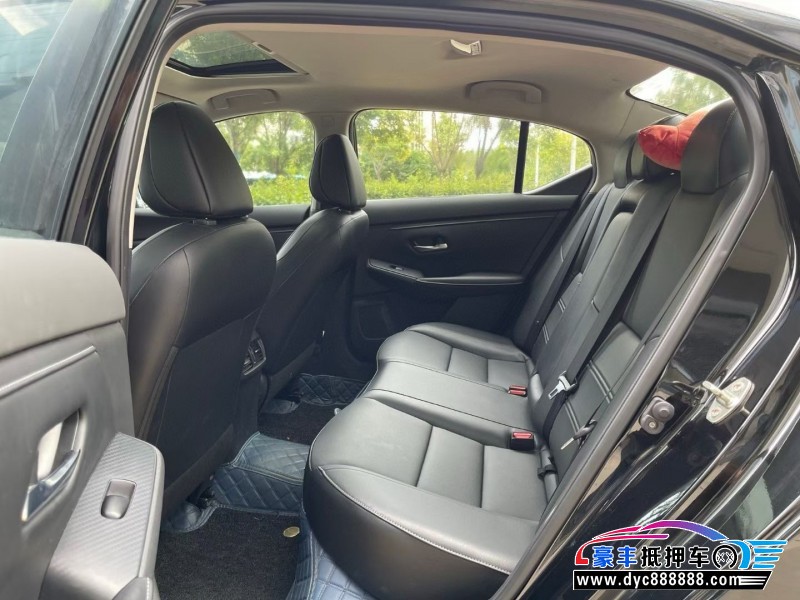 22年日产轩逸轿车抵押车出售