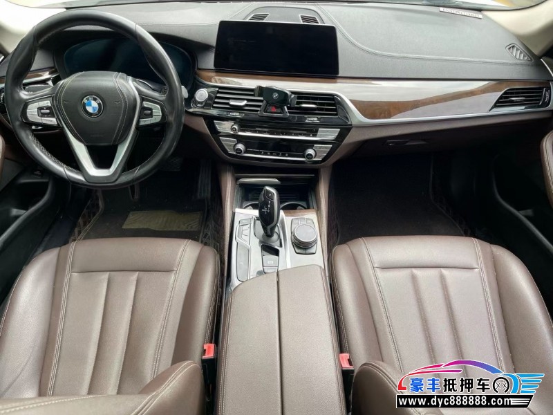 19年宝马5系轿车抵押车出售