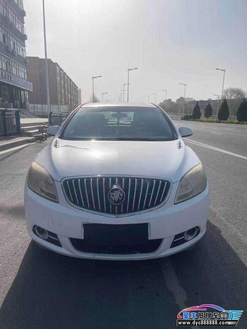 14年别克英朗轿车抵押车出售