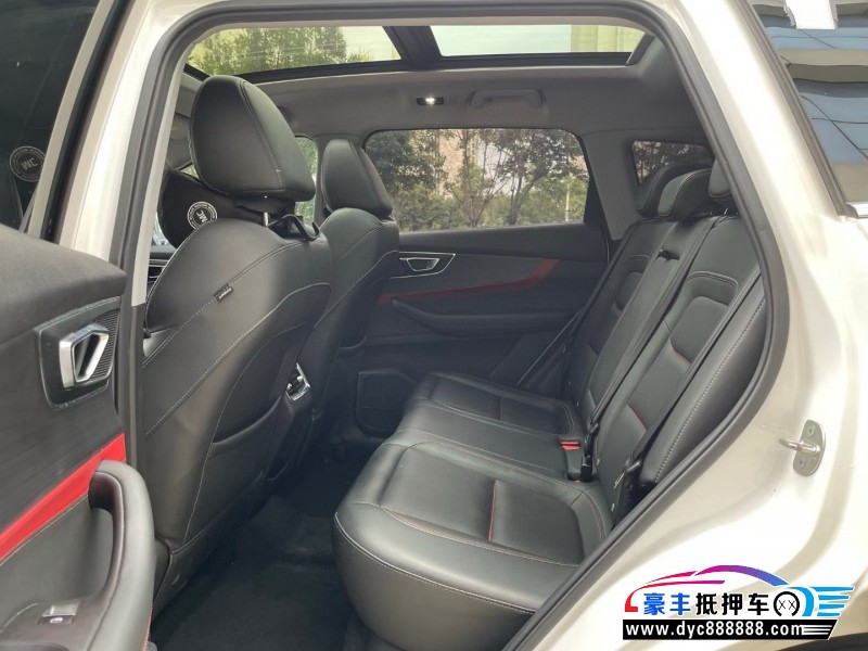 21年奇瑞瑞虎7轿车抵押车出售