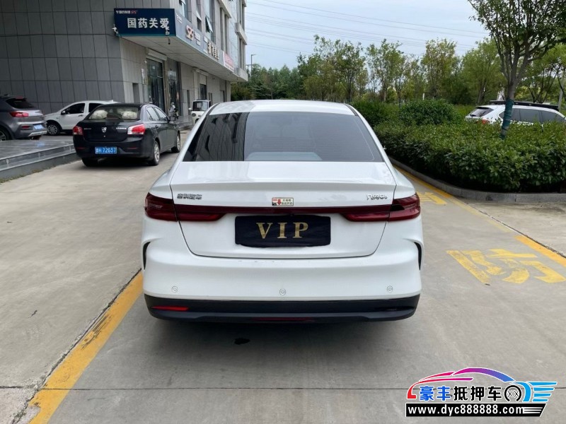 24年吉利几何轿车抵押车出售