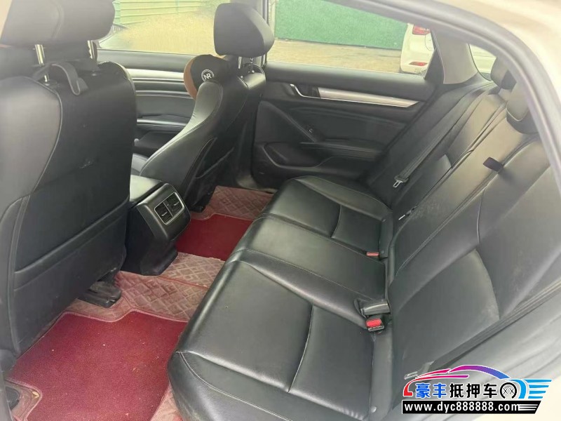 19年本田雅阁轿车抵押车出售