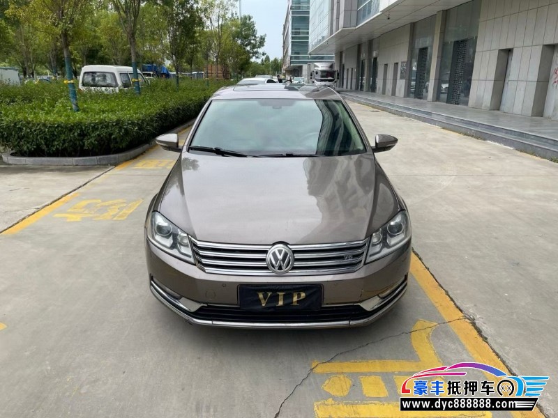 13年大众迈腾轿车抵押车出售