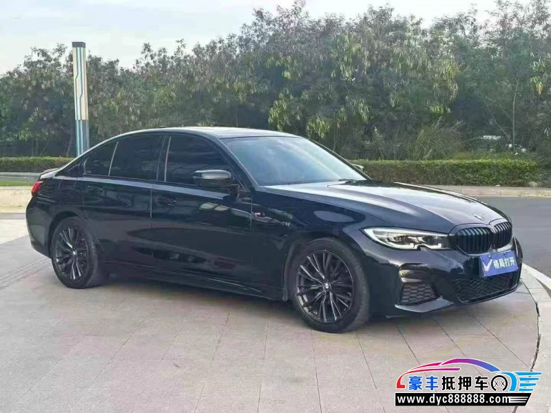 20年宝马3系轿车抵押车出售