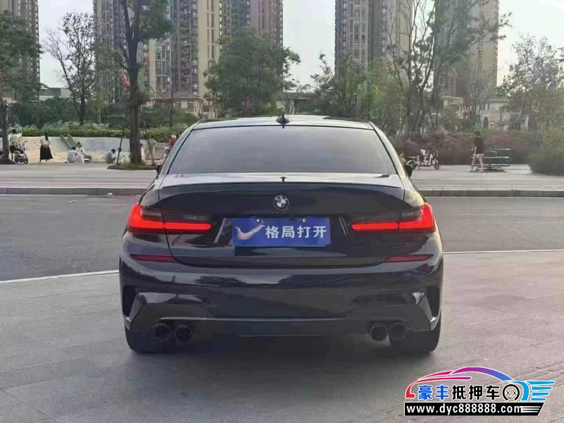 20年宝马3系轿车抵押车出售