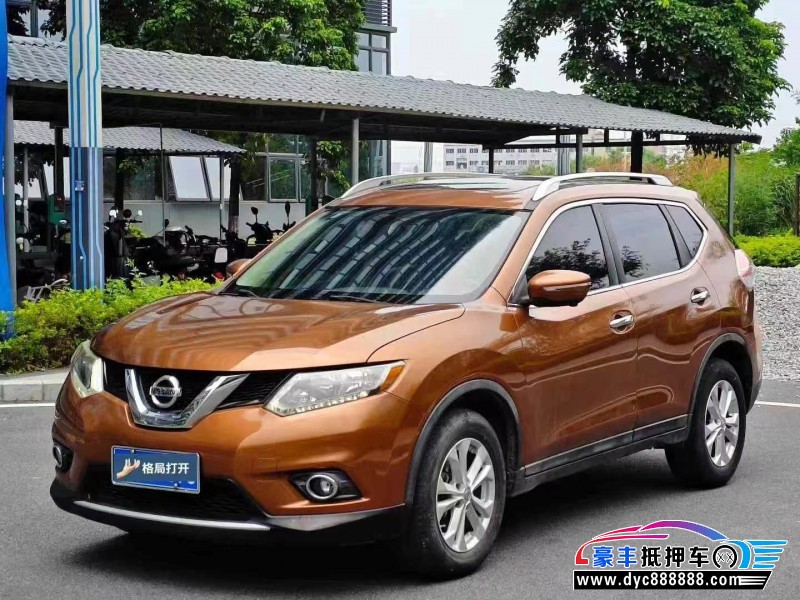 14年日产奇骏轿车抵押车出售