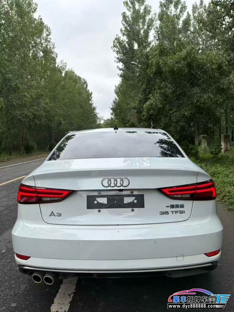 21年奥迪A3轿车抵押车出售