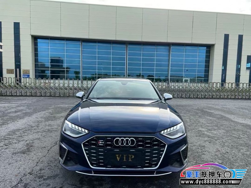 22年奥迪S4轿车抵押车出售
