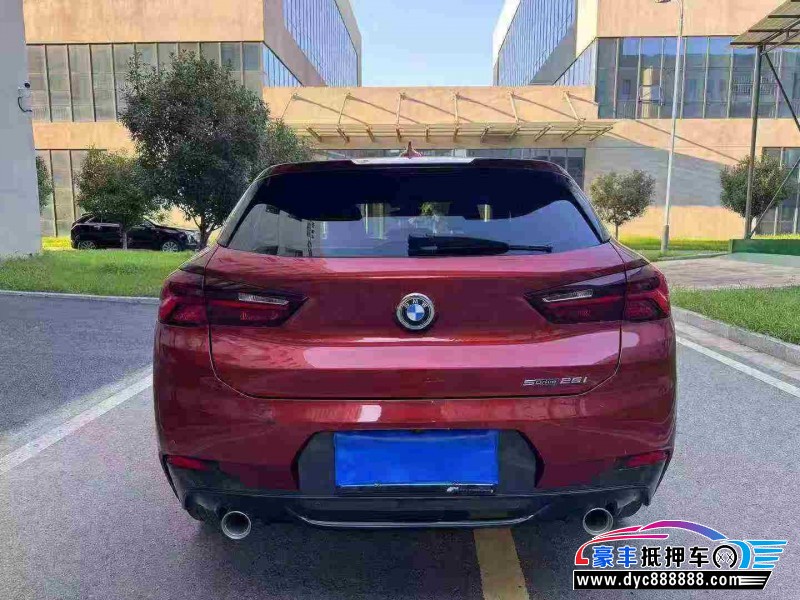 21年宝马X2轿车抵押车出售