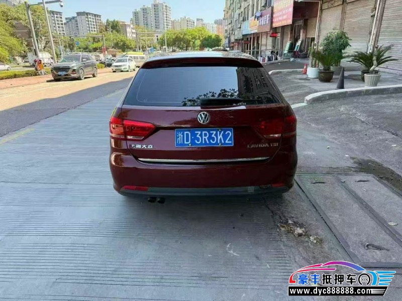 14年大众朗行轿车抵押车出售