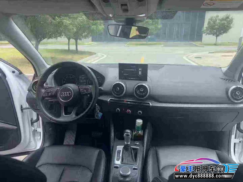 22年奥迪Q2轿车抵押车出售