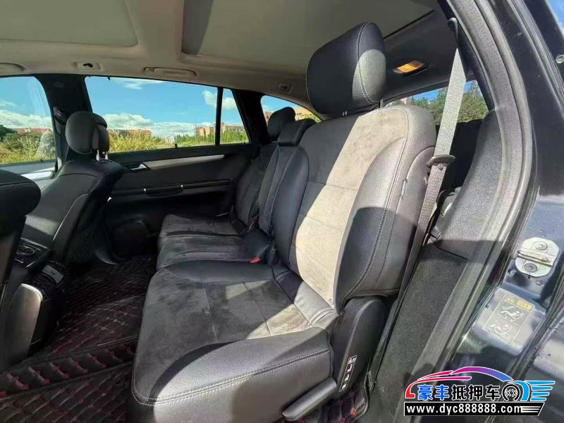 16年奔驰R轿车抵押车出售