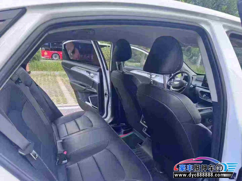 23年吉利几何轿车抵押车出售