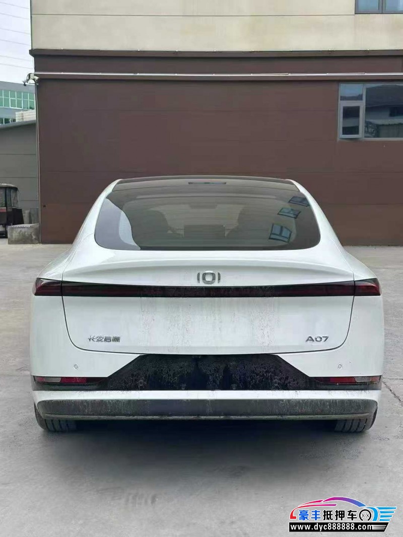 25年长安启源A07轿车抵押车出售