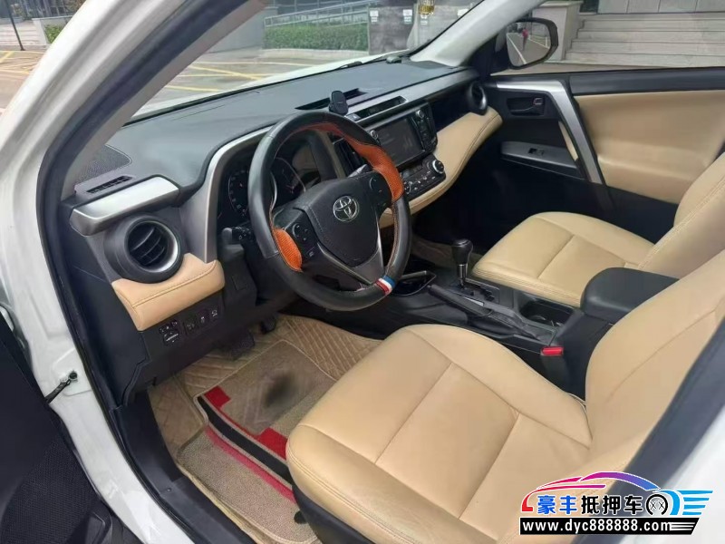 18年丰田RAV4轿车抵押车出售