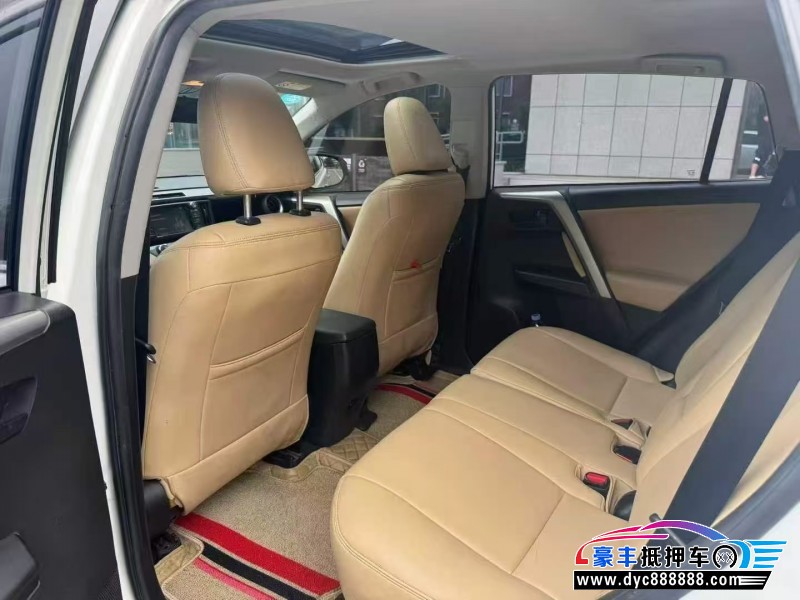 18年丰田RAV4轿车抵押车出售