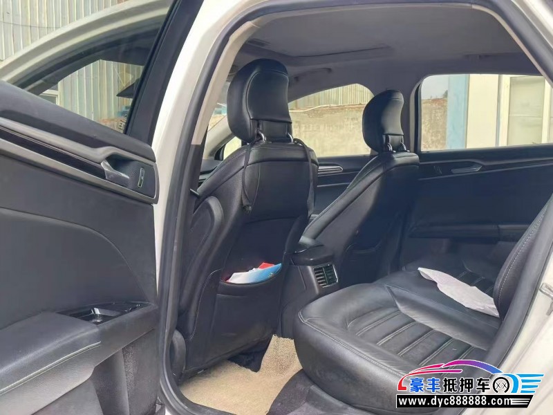 14年福特蒙迪欧轿车抵押车出售