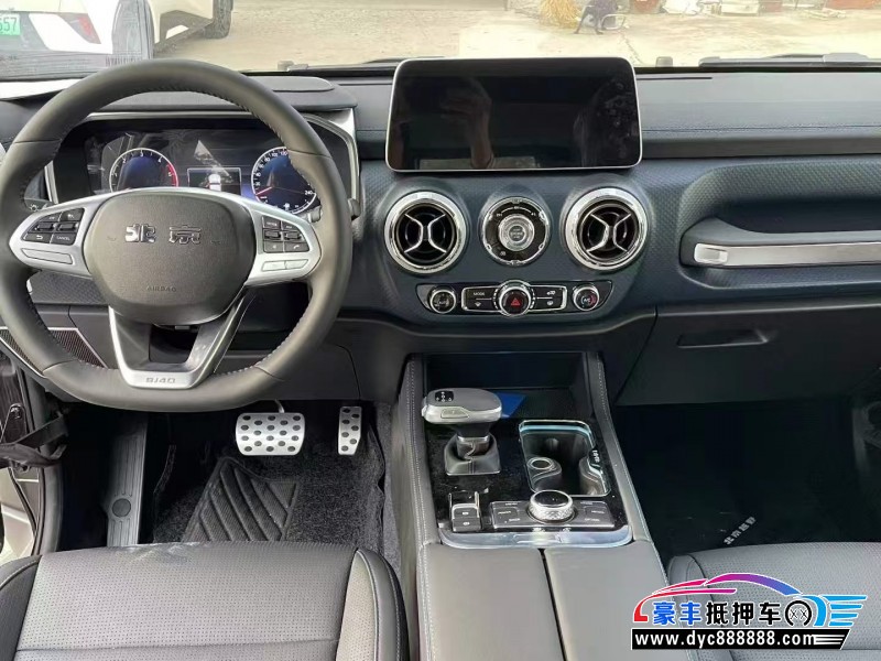 25年北京BJ40轿车抵押车出售