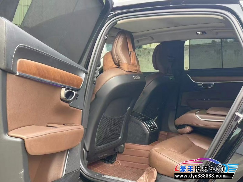 20年沃尔沃S90轿车抵押车出售